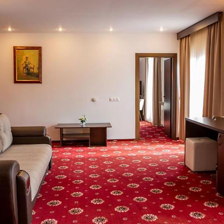 Hotel La Dolce Vita Zărneşti Chambre photo