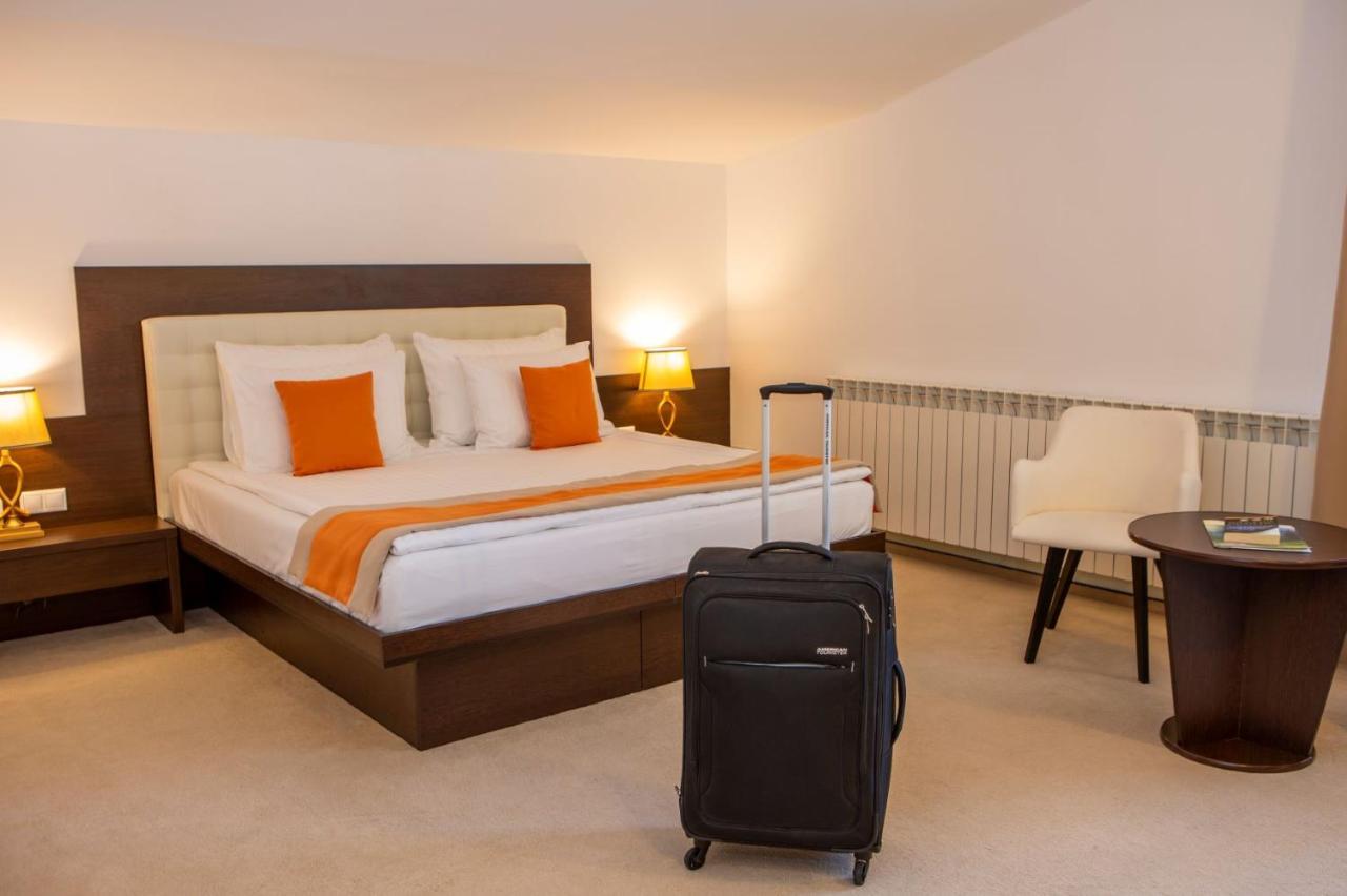 Hotel La Dolce Vita Zărneşti Chambre photo