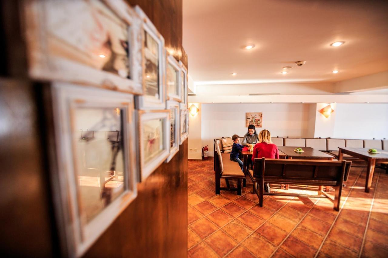 Hotel La Dolce Vita Zărneşti Extérieur photo