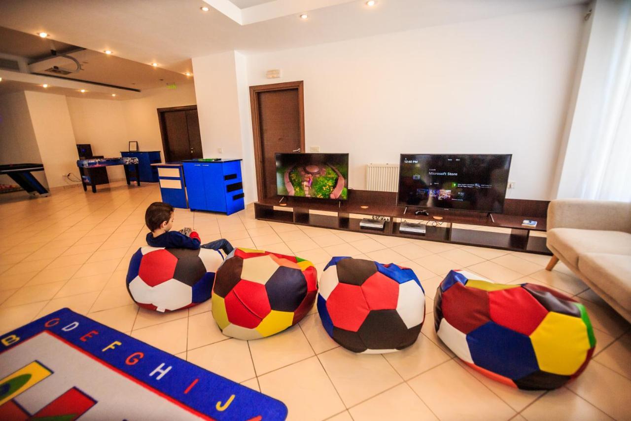 Hotel La Dolce Vita Zărneşti Extérieur photo
